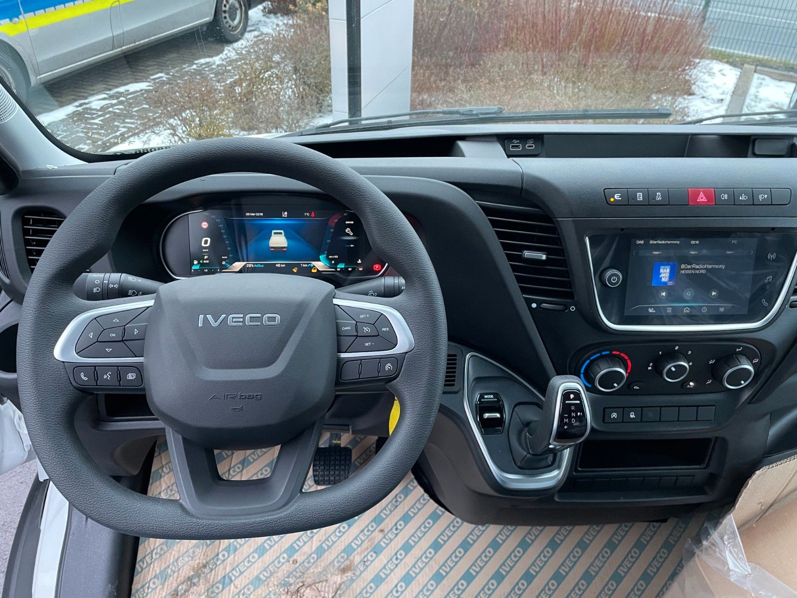 Fahrzeugabbildung Iveco Daily 35S14 A8*R3.450mm*Automatik*3Sitze*