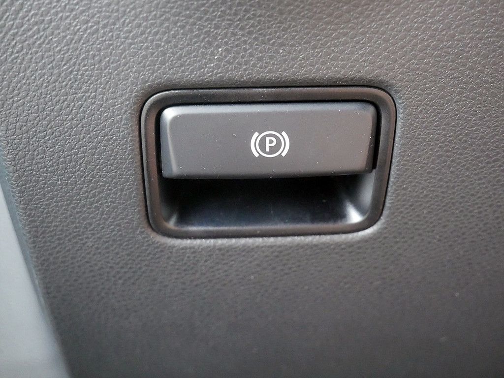Fahrzeugabbildung Mercedes-Benz B 200 Urban Style Edition SHZ PTS NAVI AHK LED