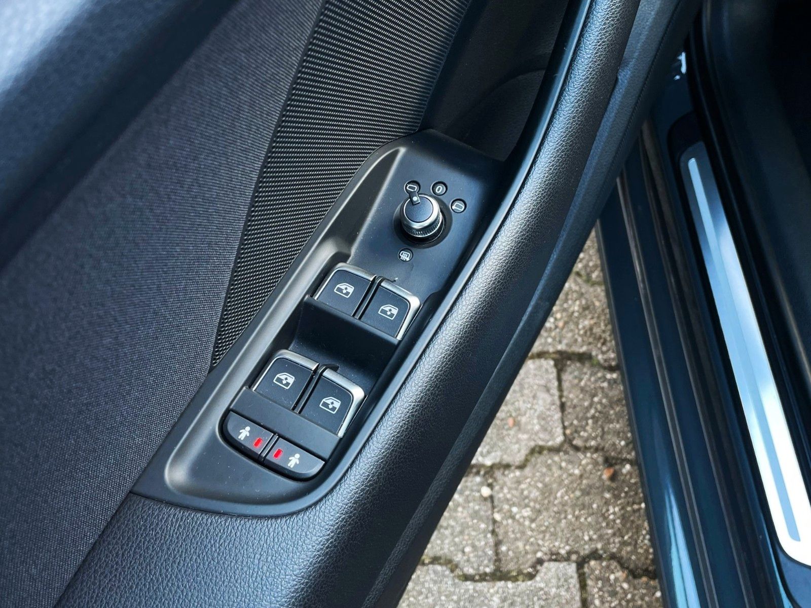Fahrzeugabbildung Audi A3 SPORTBACK 150 PS SPORT NAVI BI-XENON DSP 18''
