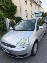 Ford Fiesta 1.3 - Ford Aerostar Gebrauchtwagen