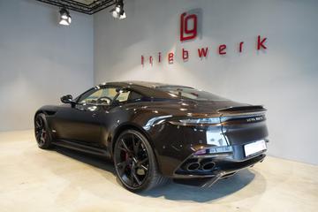 2019 Aston Martin DBS — фото 3