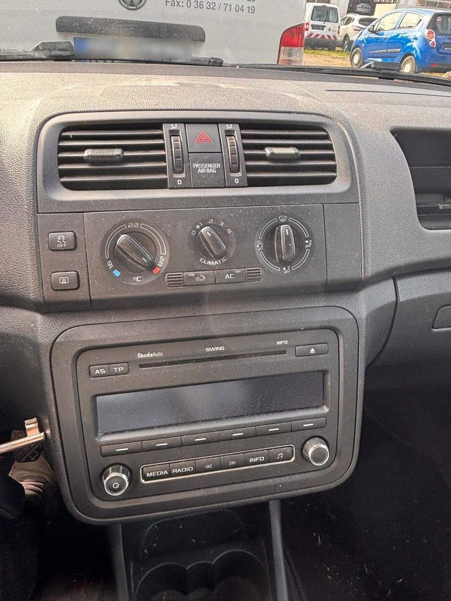 Skoda Fabia 2010 — photo 6