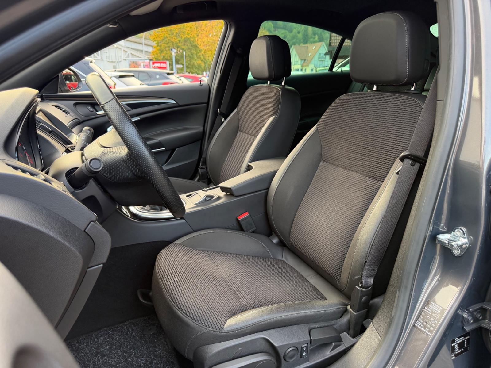 Opel Insignia OPC Line *ACC*KAMERA*NAVI*XENON*GSD*AHK