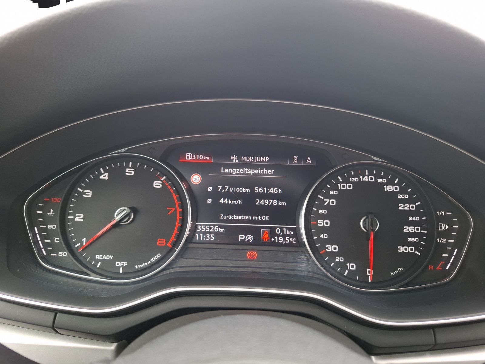 Fahrzeugabbildung Audi A4 Avant 35 TFSI advanced S-tronic LED Navi ACC
