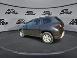 Dacia Duster II 1.6 SCe 115 Comfort 2WD AHK Allwetterr - Dacia Duster mit Benzin-Antrieb: Geländewagen, 1.6