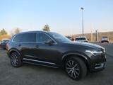 Volvo XC 90  B5 AWD 7 Sitze Standh Pano AHK Plus Brigh - Volvo Gebrauchtwagen in Jena