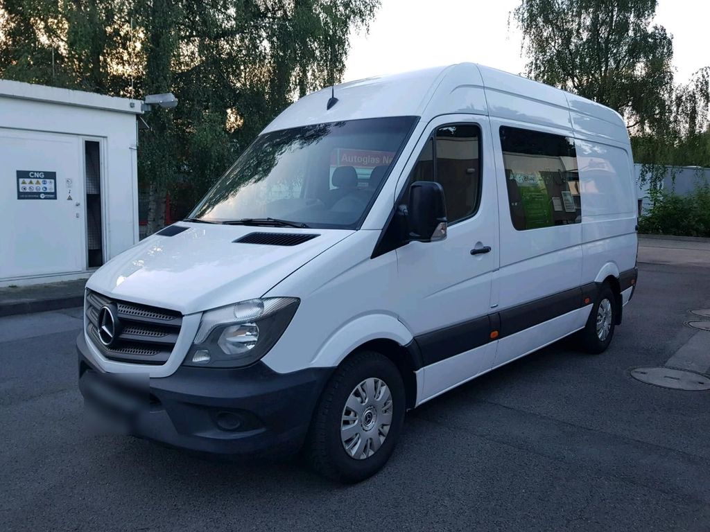Image of Mercedes-Benz Sprinter
