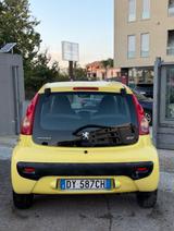 Peugeot 107 1.0 68CV 5p. Plaisir - Peugeot 107: Gelb