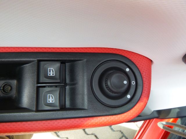 Fahrzeugabbildung Renault Twingo 1,0 Chic >69.687KM/Klima/TEMP<