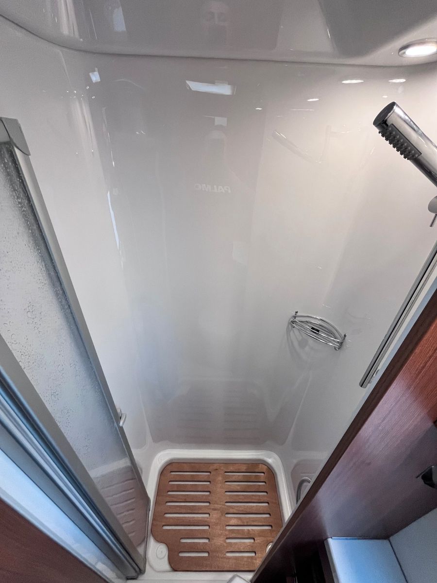 Fahrzeugabbildung LMC Explorer Comfort I 615 - Neuzustand -