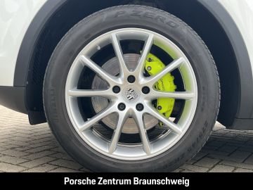 Porsche Cayenne - 6
