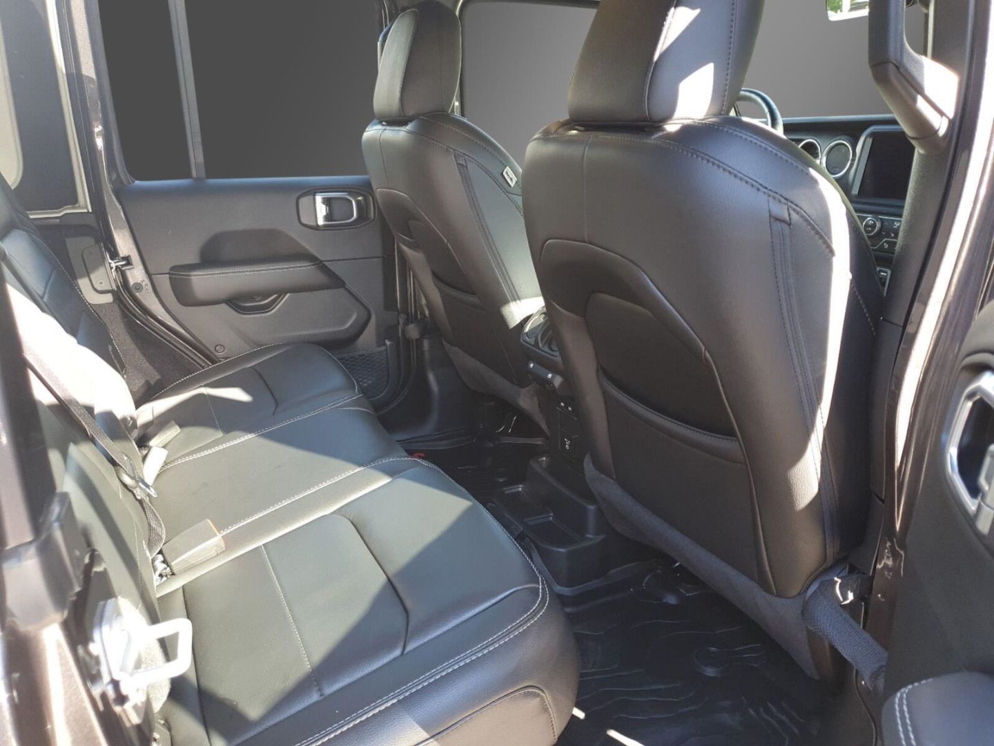 Fahrzeugabbildung Jeep Wrangler Unlimited 80th-Anniversary 2.0T-GDI EU6