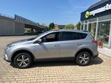 Toyota RAV 4 2,0-l-VVT-i 4x4 Automatik - Toyota in Jena