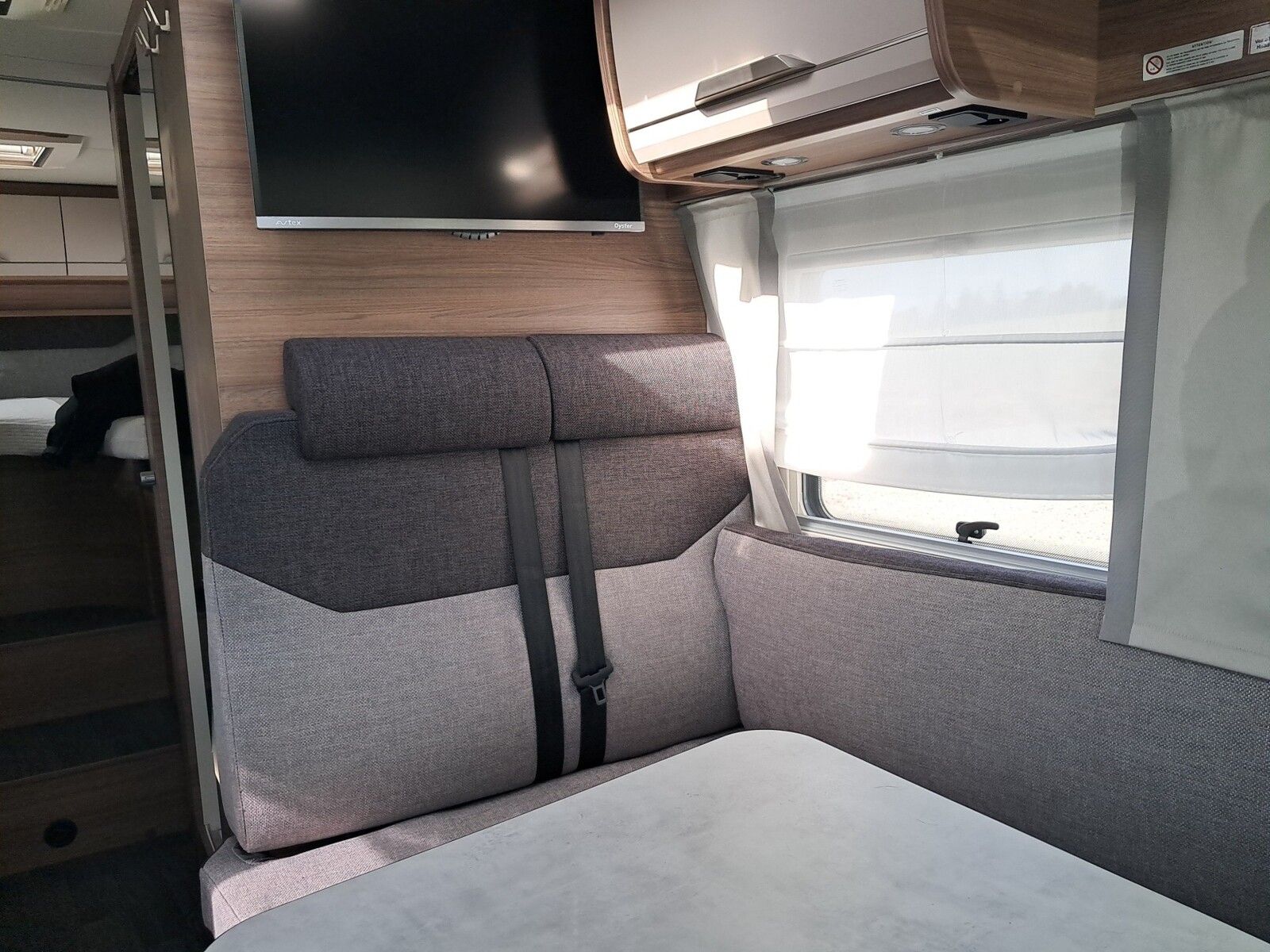 Fahrzeugabbildung Knaus Van i 650 MEG SAT,Dachklima,RK,Markise