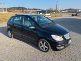 Mercedes-Benz Mercedes Benz B-Klasse - gebrauchte Mercedes-Benz B 150 aus dem Jahr 2008