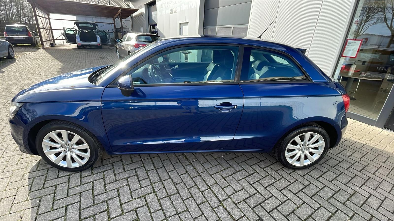 Audi A1 ambition*Steuerkette NEU*GJREIFEN