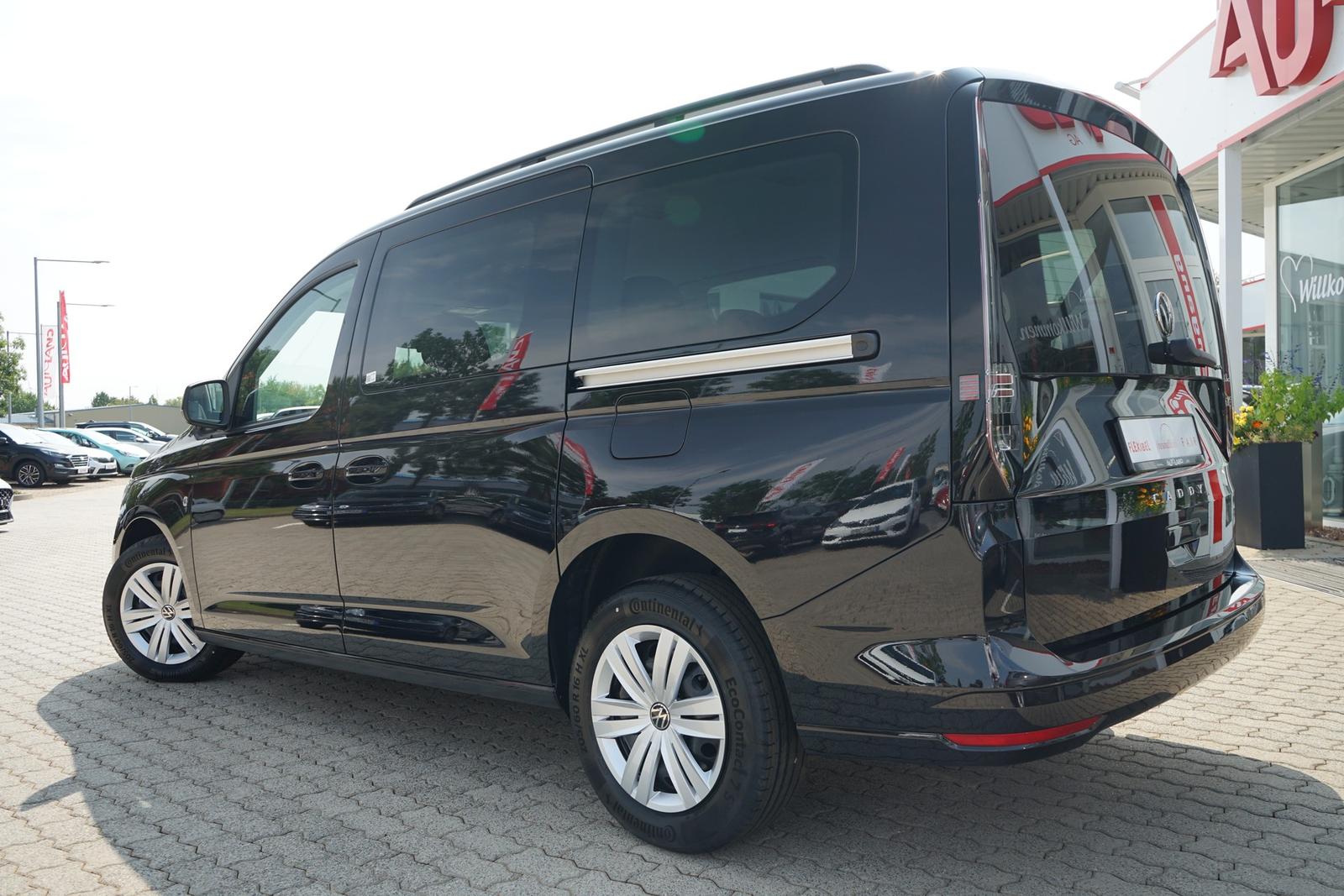 Volkswagen Caddy Maxi 1.5 TSI DSG LED ACC 7-Sitzer
