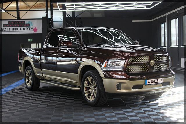 Dodge RAM 5.7 HEM CREW CAB LARAMI LPG / CAM / LEDER