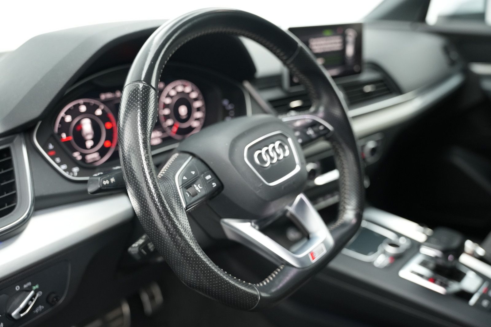 Fahrzeugabbildung Audi Q5 Quattro *S-Line*Virtual*SHZ*Navi*PDC*ACC