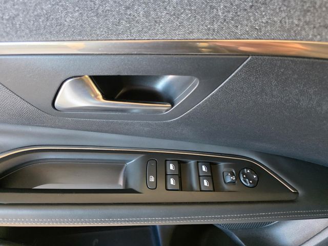 PEUGEOT 3008 — Foto 12