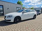Volvo V60 Kombi Kinetic*NAVI*PDC*SHZ* - Volvo V60: Kinetic