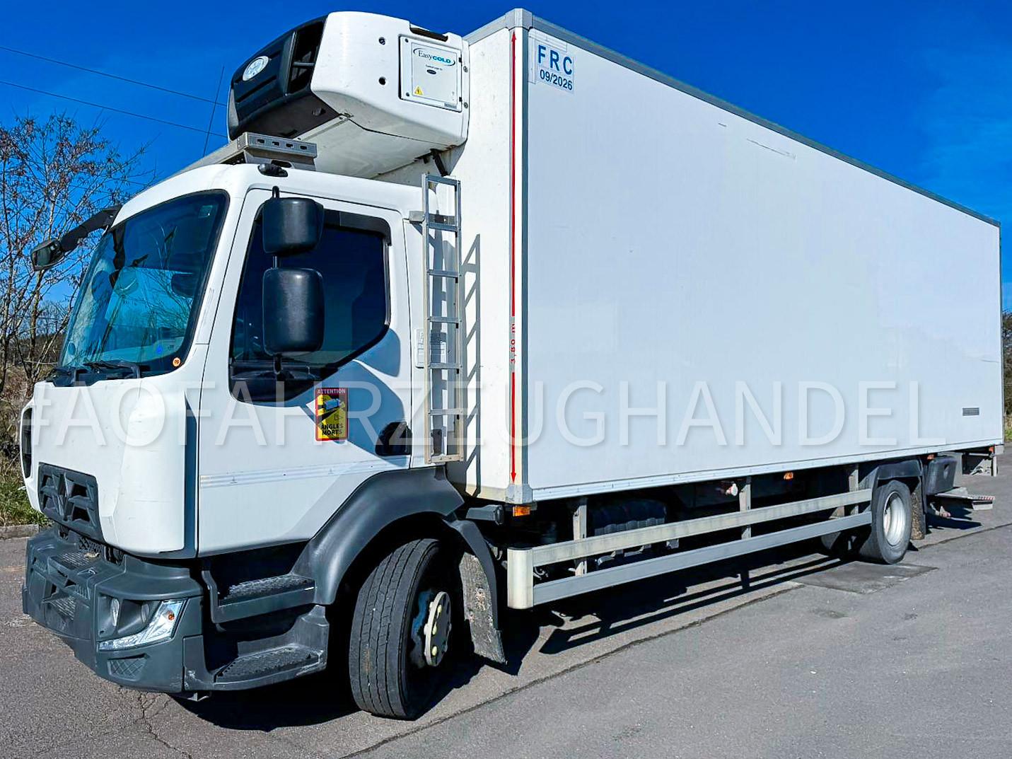 Renault D16.210 -E6 -Carrier 850 - air suspension rear