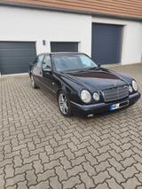 Mercedes-Benz E 430 AVANTGARDE Avantgarde - Mercedes-Benz E 430 von privat