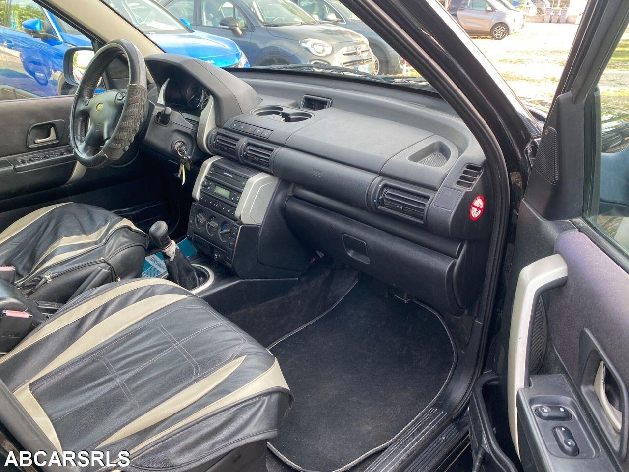 Land Rover Freelander 2006 — photo 15
