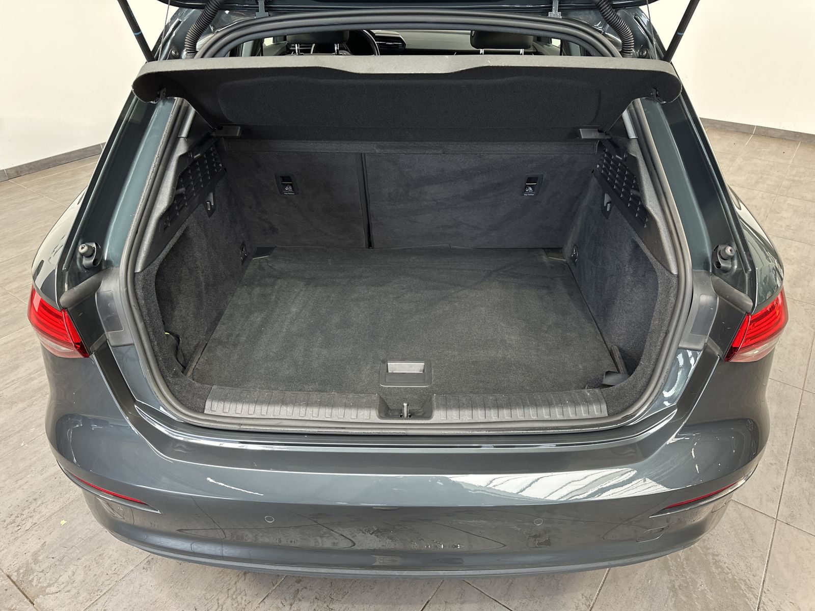 Fahrzeugabbildung Audi A3 SpB 35 TFSI NAV+LED+VCOCKPIT+BANG&OLUFSEN+EPH