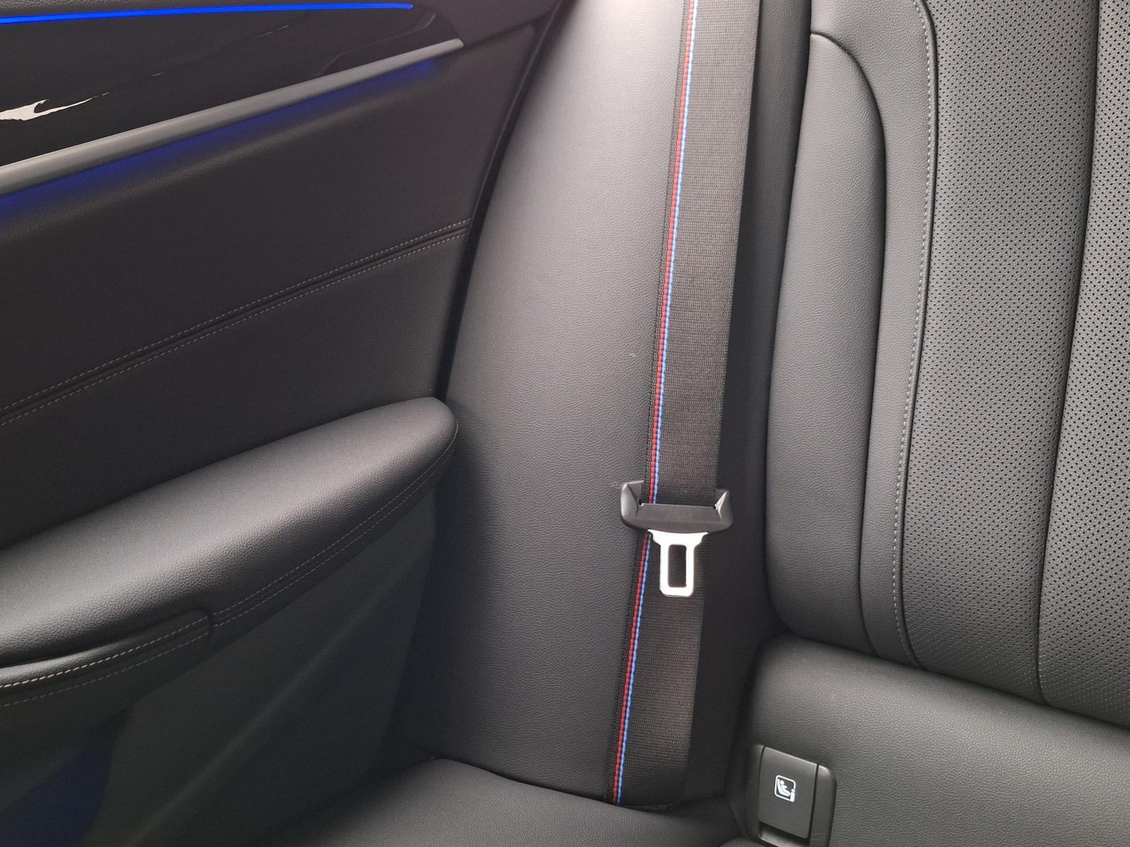 BMW 520d Touring M Sport xDrive Matrix|Vollleder|Sha