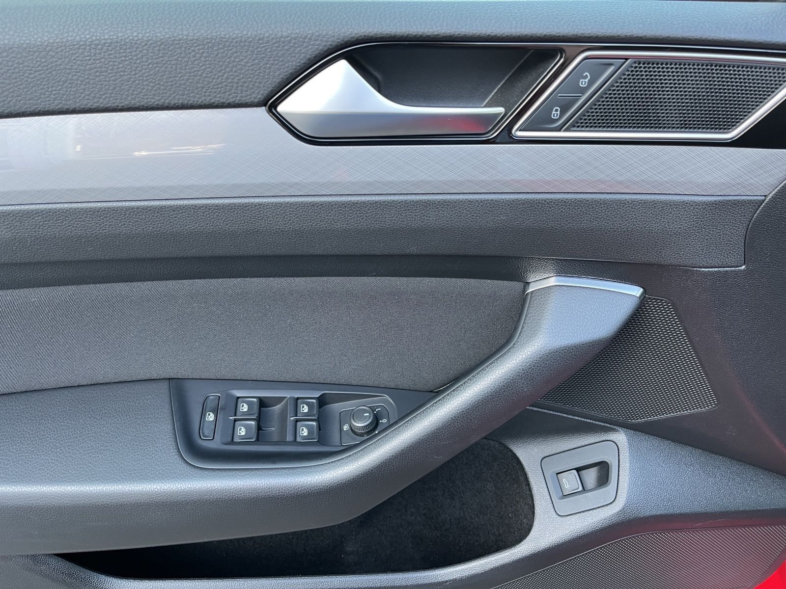 Volkswagen Passat Variant - Bild 14