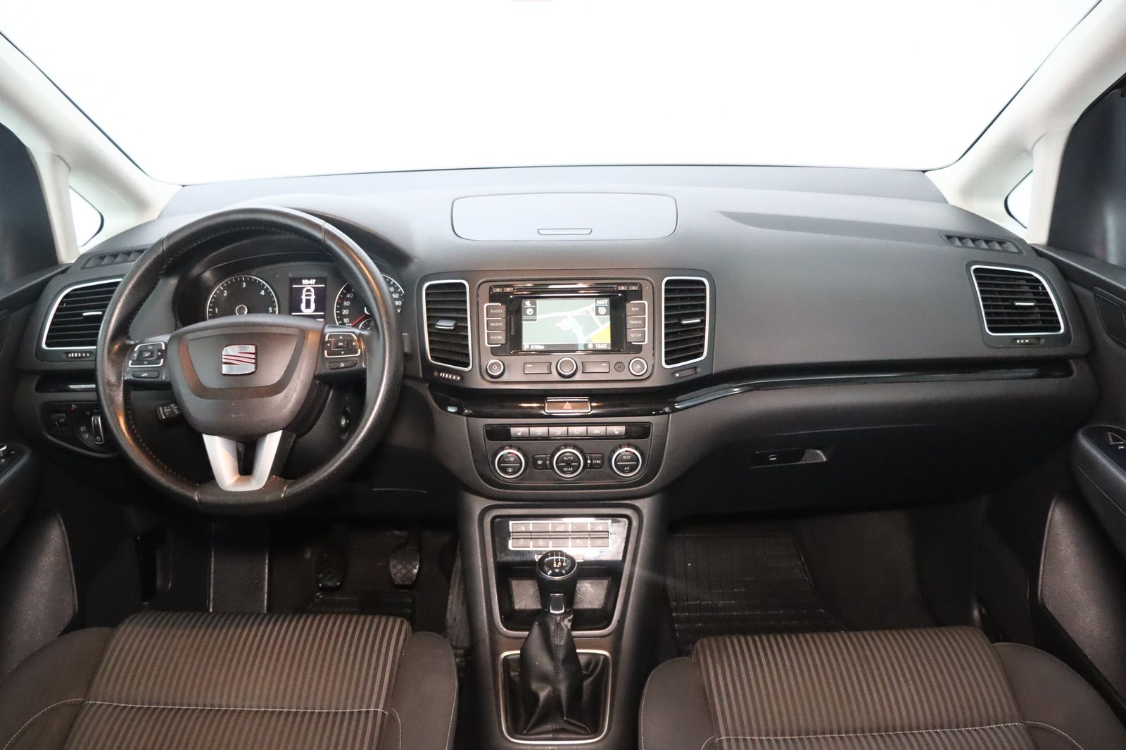 Fahrzeugabbildung SEAT Alhambra 2.0 TDI Stylance 7- Sitzer