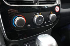Fahrzeugabbildung Renault Clio IV Grandtour 0.9 TCE LIMITED NAVI/LED/DAB+