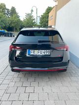 Skoda Octavia 2.0 TDI DSG 4x4 RS Combi Diesel!  - Skoda Octavia Jahreswagen: Allradantrieb