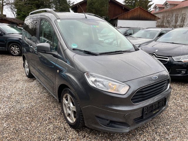 Ford Tourneo Courier Titanium