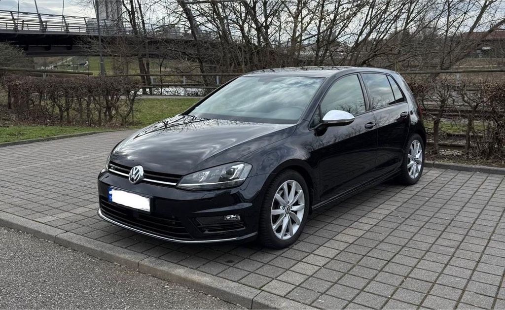 Image of Volkswagen Golf