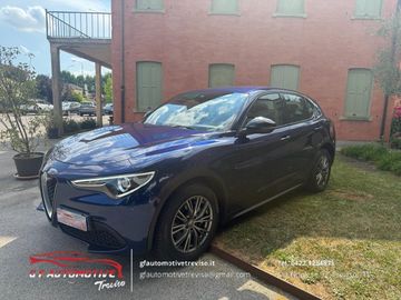 Alfa-Romeo Stelvio - 1