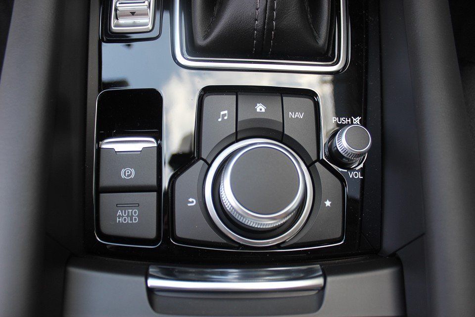 Fahrzeugabbildung Mazda 6 Center-Line G-165 AT NAVI ACAA HUD 360° VOLL-L