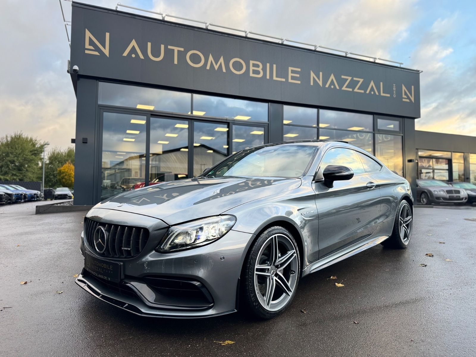MERCEDES-BENZ C63 AMG COUPE*PANORAMA*BURMESTER*FACELIFT*CARBON