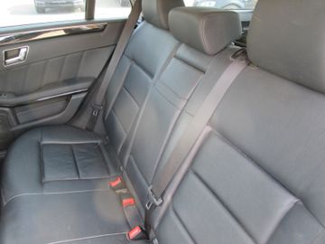 Mercedes E 350 - 6