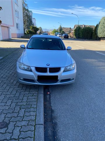 BMW  318i Touring Kombi e91