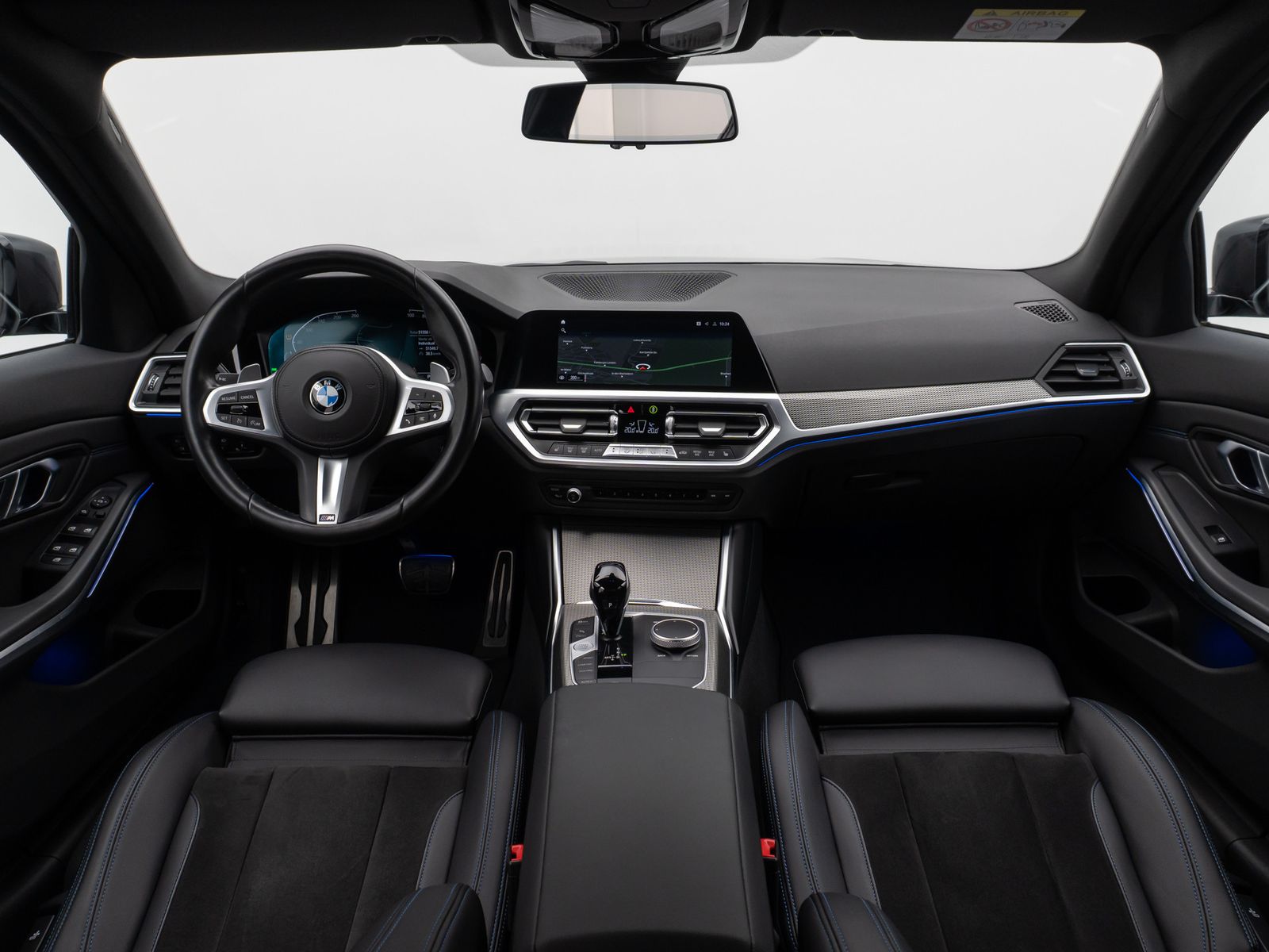 Fahrzeugabbildung BMW 330i xD M Sport Kamera Laser HUD DAB Komfort 19"