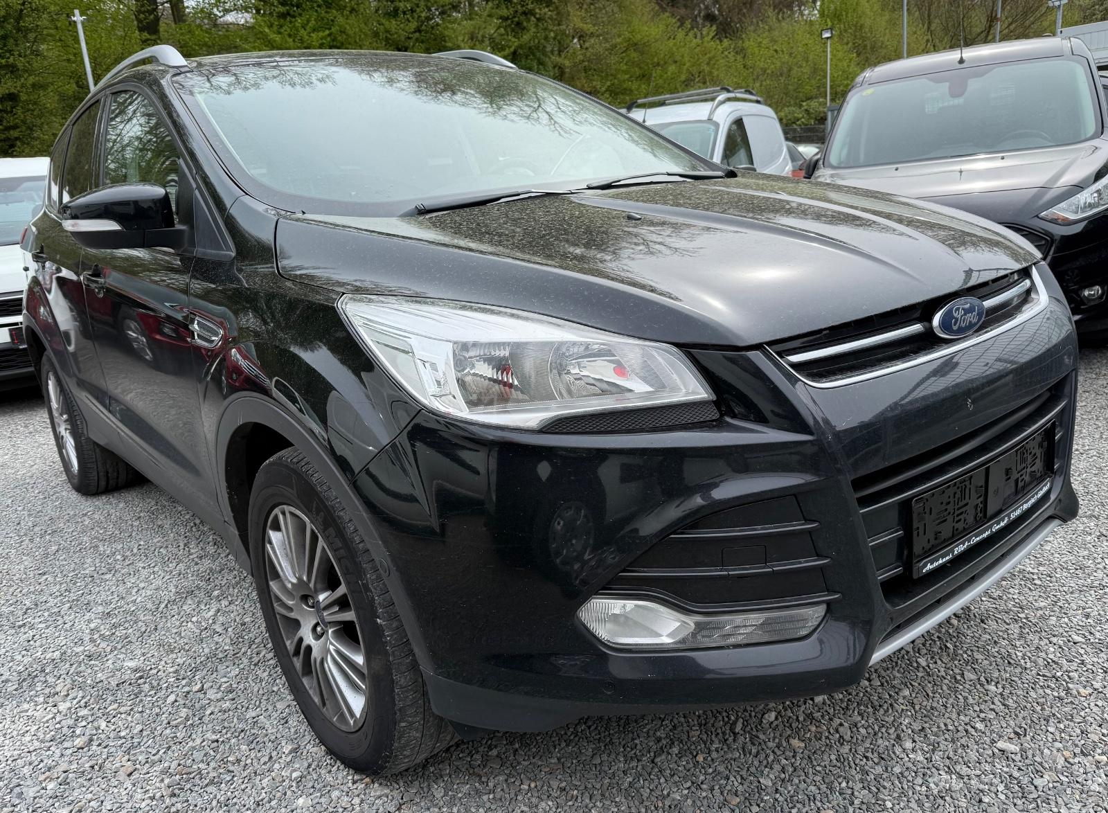 Ford Kuga 2,0 TDCi Titanium Leder,Alu,Navi,Temp,1Hand
