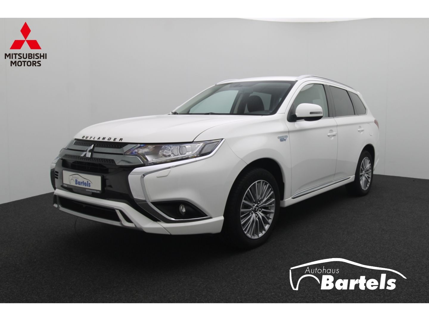 Fahrzeugabbildung Mitsubishi Plug-in Hybrid Outlander PHEV Basis 4WD Tempomat