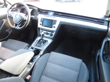 Volkswagen Passat Variant - 12