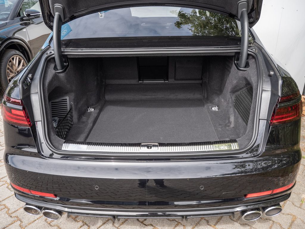 Audi S8 - Bild 27