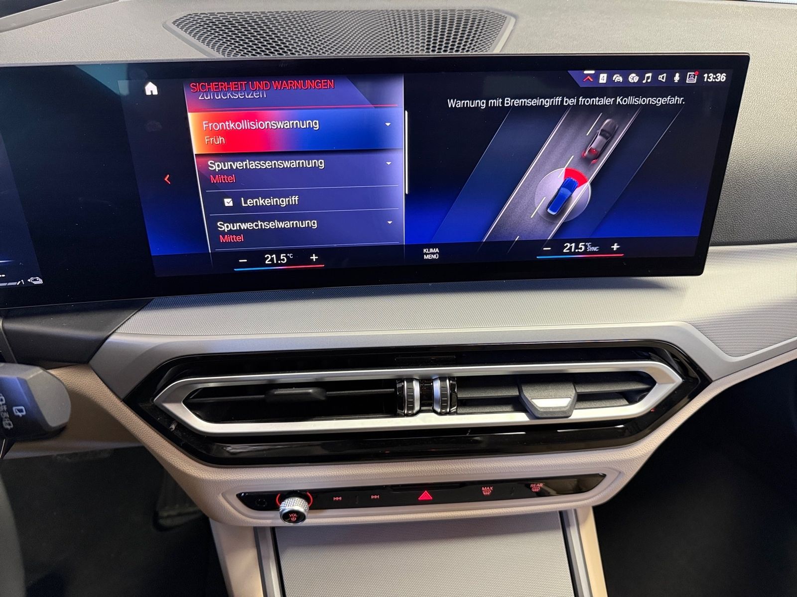 BMW 320eTouring*LED*Navi*Leder*Kamera*HiFi*Sportsitz foto 24