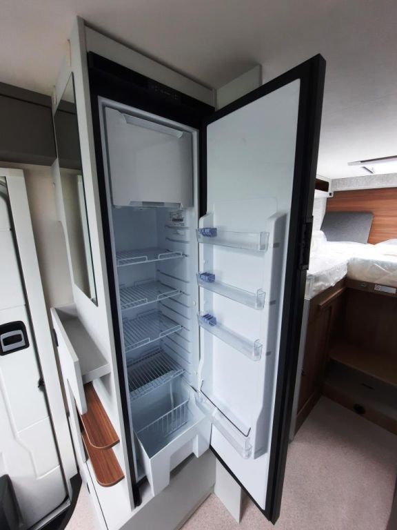 Fahrzeugabbildung LMC Cruiser 750 EF Verfüg./Sparen Sie 8.421,- €