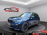 BMW X7 xDrive40i/M PAKET/7 SITZE/LUFTFEDERUNG/360° - blaue BMW X7