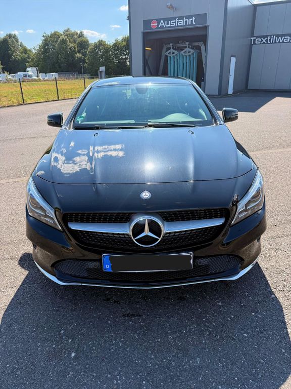 Image of Mercedes-Benz CLA 180 Shooting Brake
